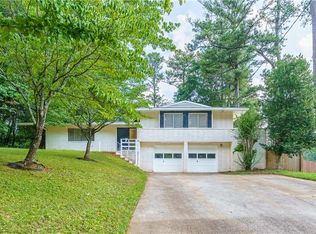3499 Creekview Cir, Stone Mountain, GA 30083
