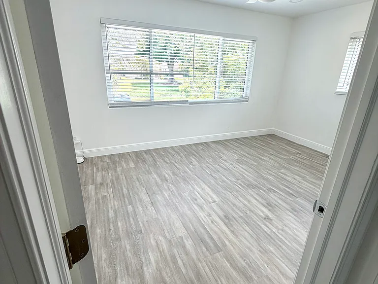 1505 High Ridge Rd — Photo 12