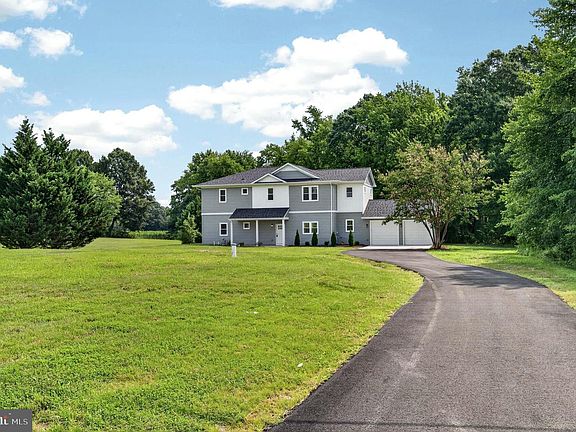 2nd image of 8039 Chancellor Rd