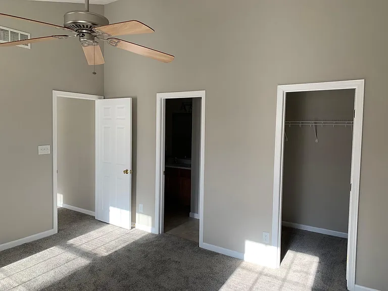 3857 Thorngate Dr — Photo 9