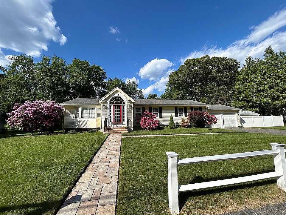 1st image of 27 Francine Dr