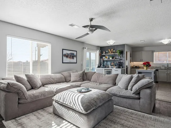 6144 Park South Pl NW, Albuquerque, NM 87114