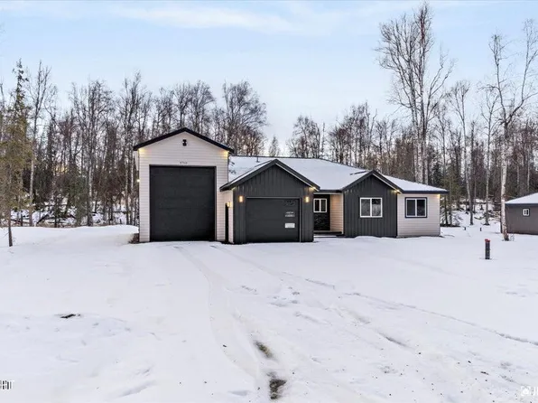 8750 W Shearwater St, Wasilla, AK 99623