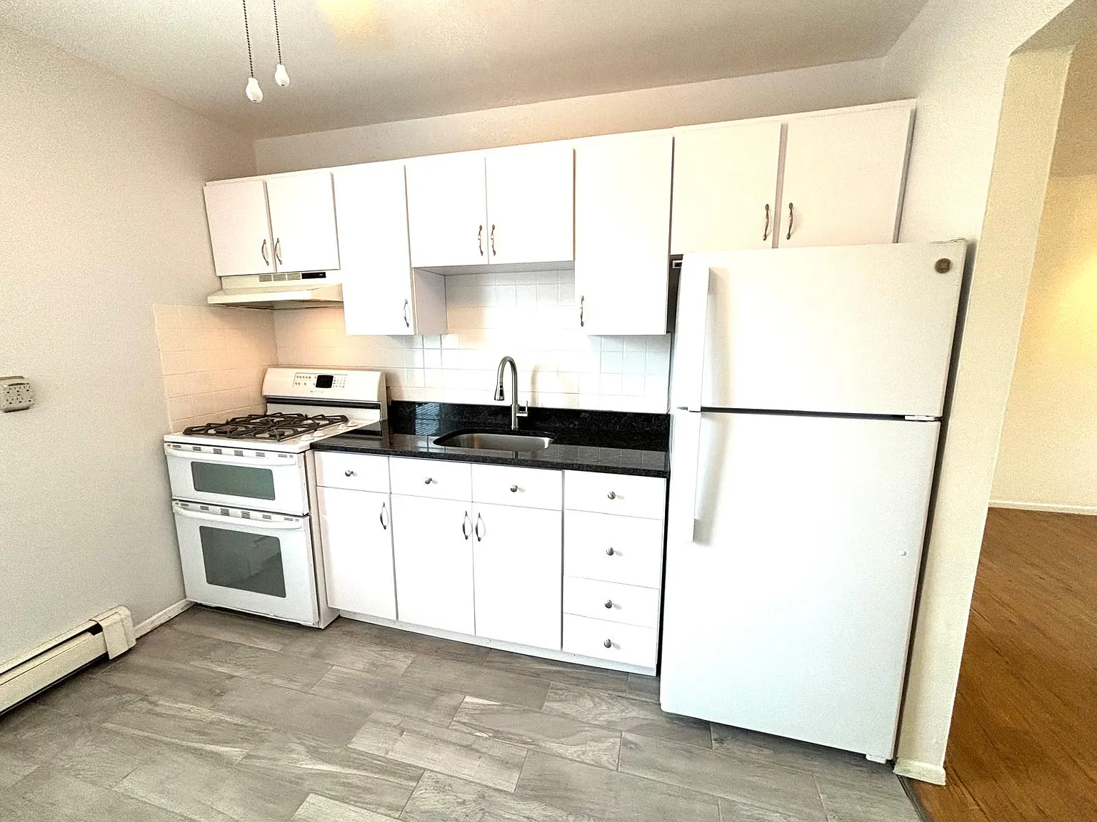 2 bed, $2,450 — Photo 3