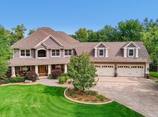 430 Stubbs Bay Rd, Orono, MN 55356
