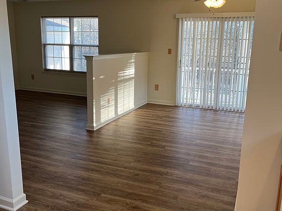 Dining room with patio door to porch