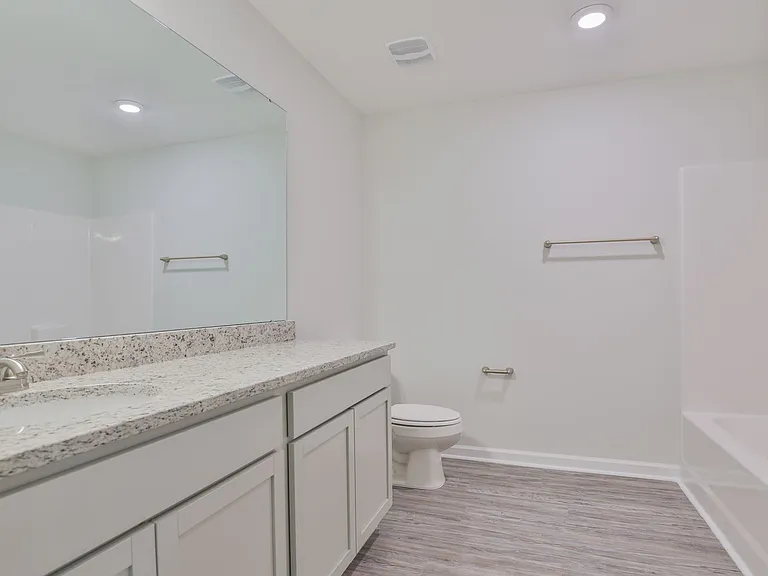 764 Shull St — Photo 14