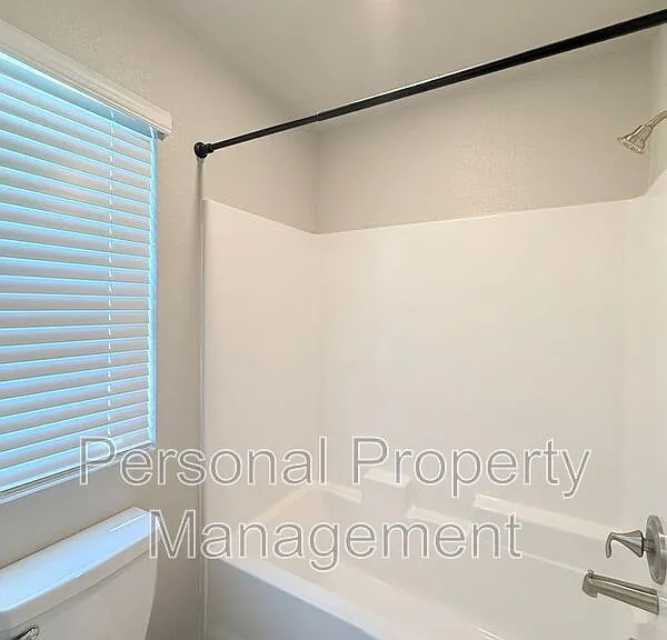 6766 N 89th Loop — Photo 19
