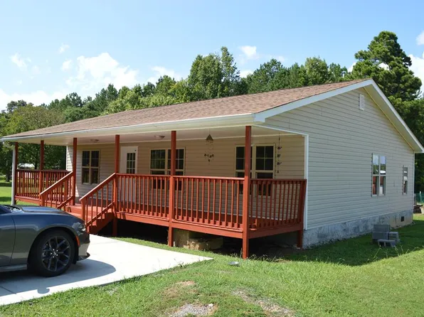 1405 Freeland Rd NE, Dalton, GA 30721