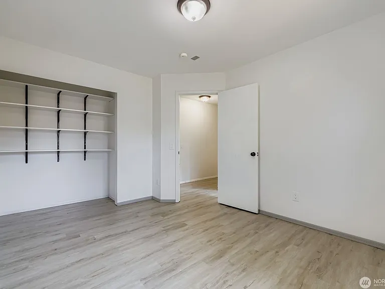 3921 High St — Photo 21