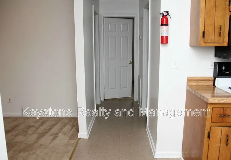 1375 Thompsonville Ln #44 — Photo 7