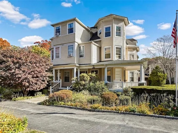 122 Pelhamdale Avenue #3, Pelham, NY 10803