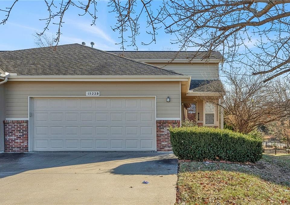 1st image of 1522 Legend Trail Dr Unit B