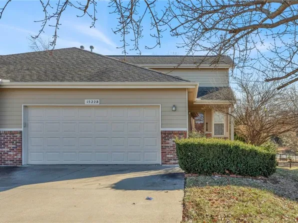 1522 Legend Trail Dr Unit B, Lawrence, KS 66047