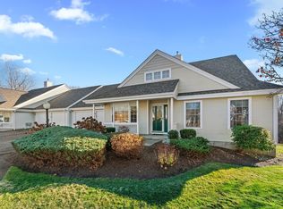 16 Deerfield Way #93, Westborough, MA 01581