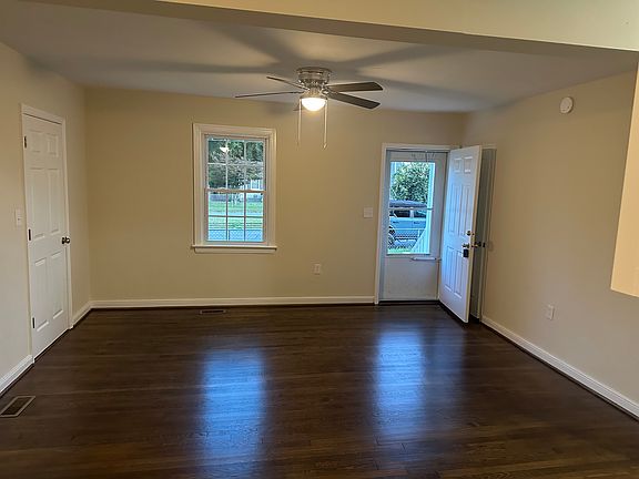 3rd image of 2019 Ferndale Ave
