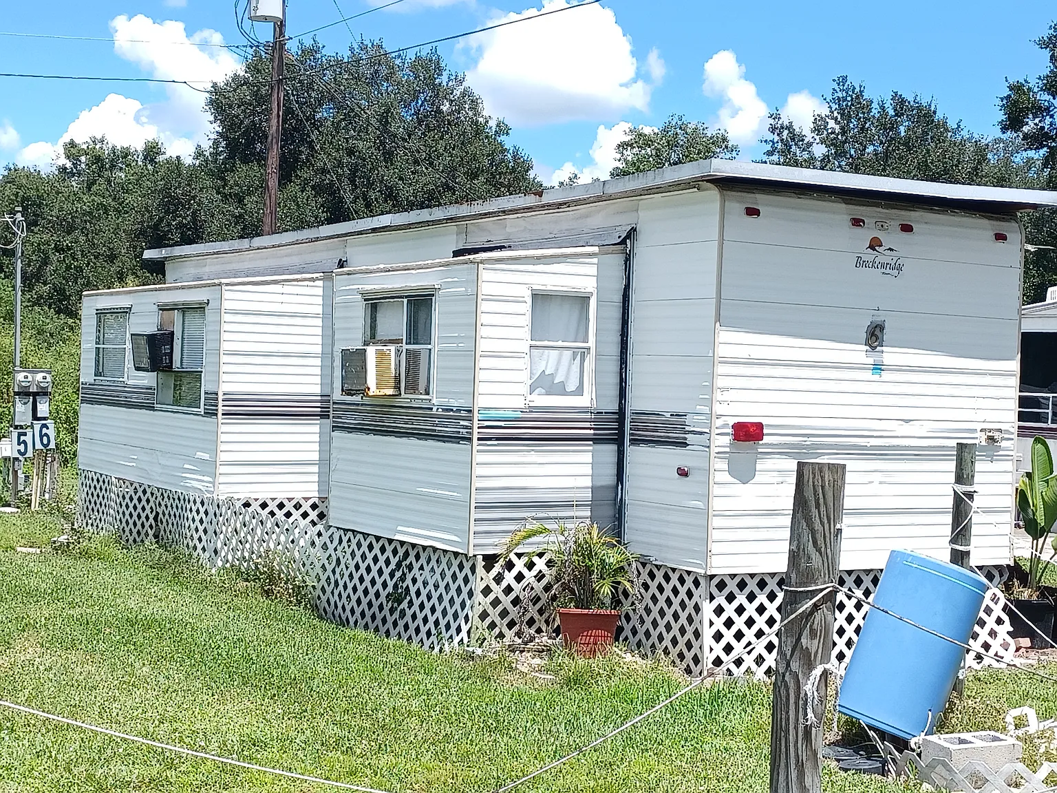 1 bed, 320 sqft, $900 — Photo 1