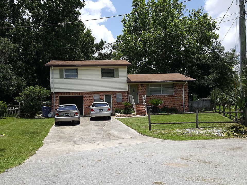 1st image of 929 Jorick Ct W