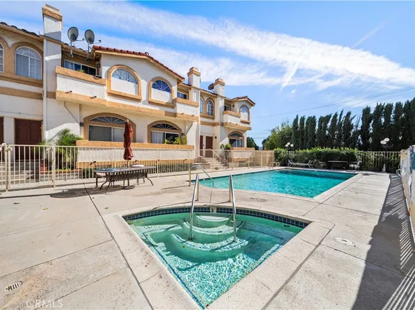 19950 Sherman Way APT A, Los Angeles, CA 91306