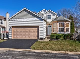 45 Snapdragon Ct, Romeoville, IL 60446