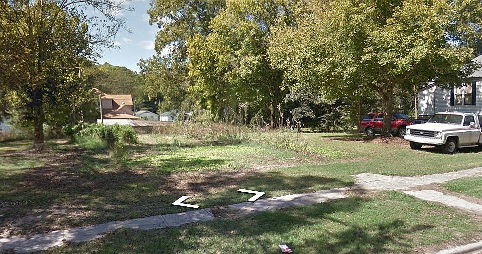 2nd image of 1229 Poplar St