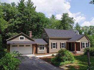 32 Russellville Rd, Southampton, MA 01073