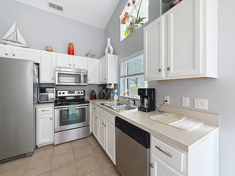1140 Mariner Cay Dr — Photo 11