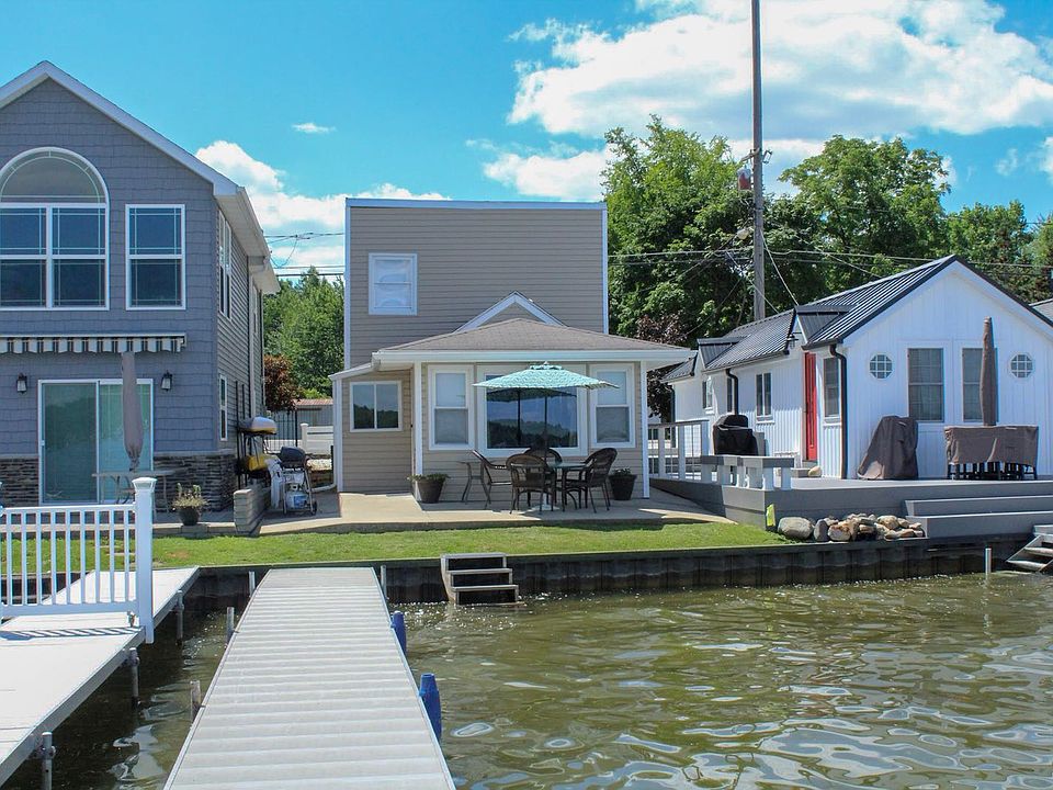3154 Geneva Hwy, Manitou Beach, MI 49253 Zillow