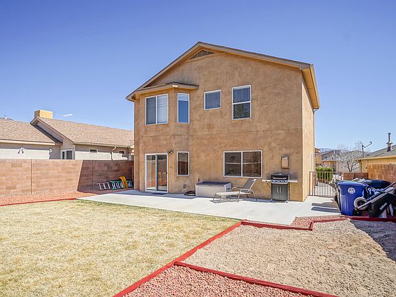 5th image of 9909 Cerro Largo Pl NW