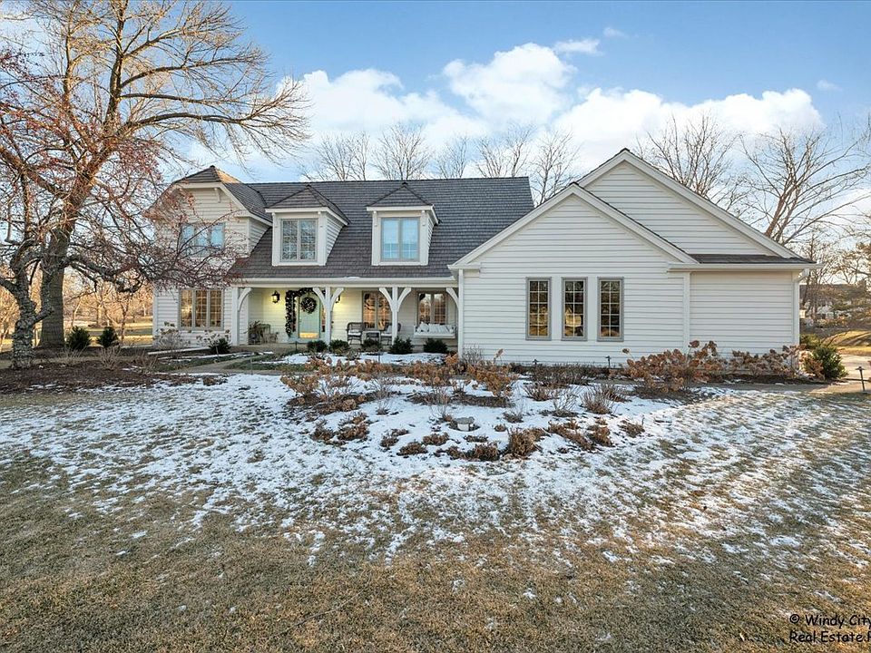 1st image of 21137 W Yorkshire Dr