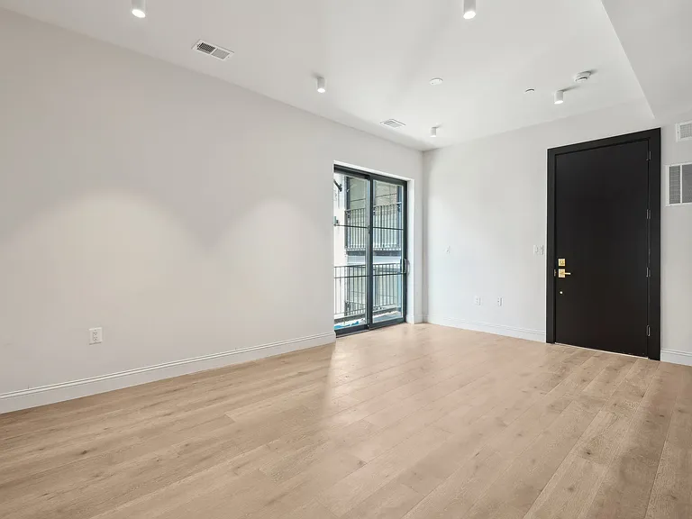 23 Logan Cir NW #4 — Photo 7
