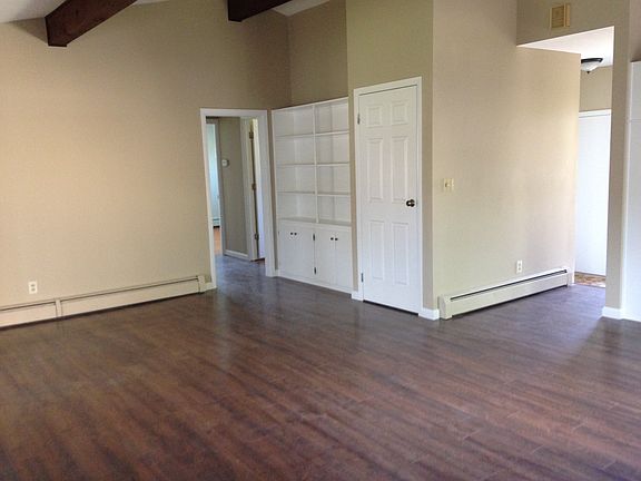 2nd image of 25683 W Hedgewood Dr