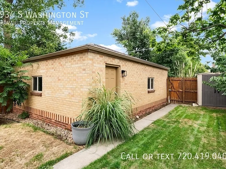 1934 S Washington St — Photo 35