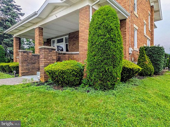 4th image of 4080 Woodbury Pike