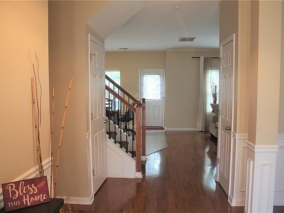 5th image of 3104 Gayle Manor Ln