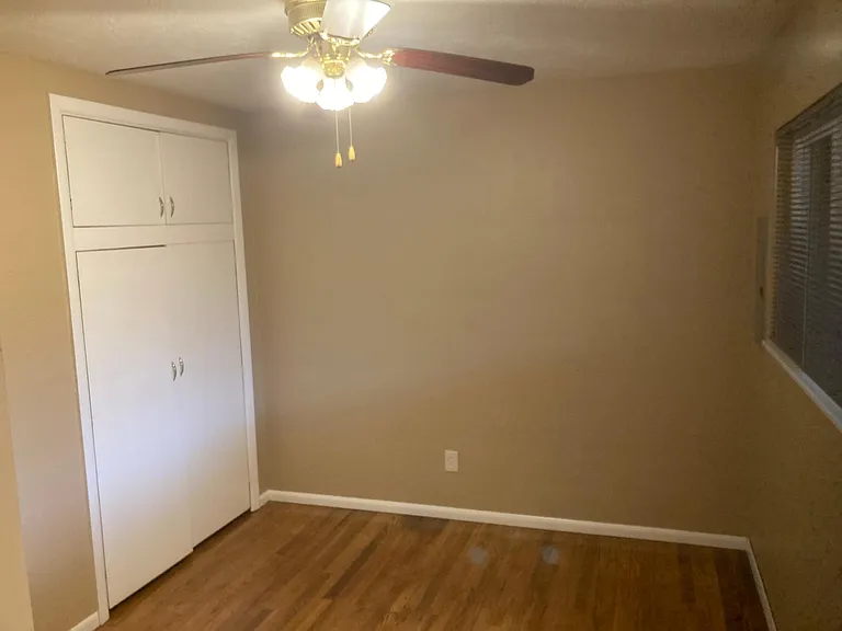 5320 SE Schiller St #3 — Photo 9