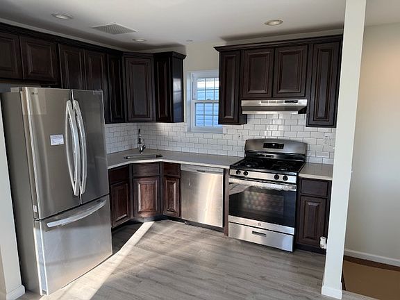 5th image of 6252 Hillmeyer Ave
