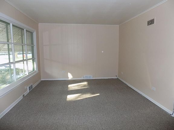 2nd image of 18429 Harwood Ave