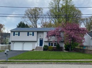 2 Reservoir Pl, Rockaway, NJ 07866