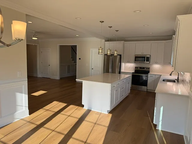 8505 Aventine Hill Dr — Photo 14