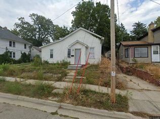 1108 W Wall St, Janesville, WI 53548