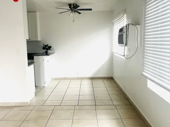 8532 Willis Ave #5, Panorama City, CA 91402