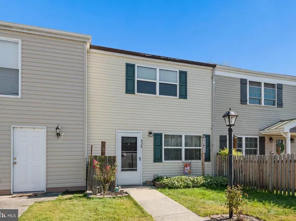 429 Clover Ct, Taneytown, MD 21787