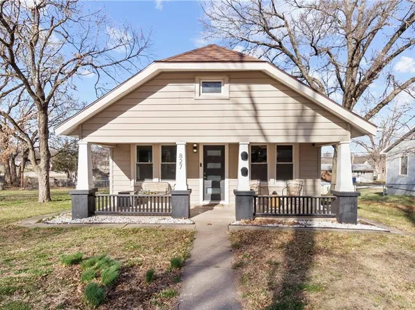 827 Locust St, Eudora, KS 66025