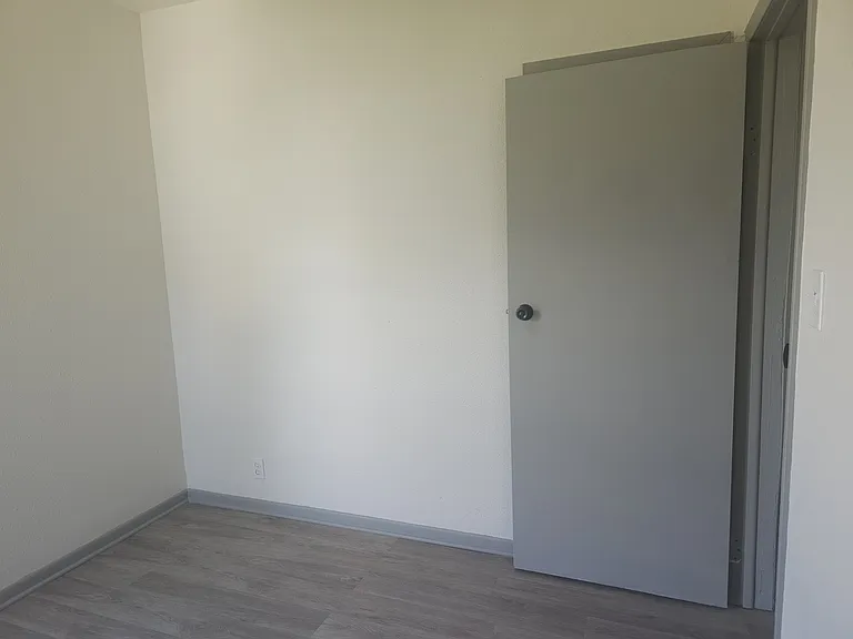 1225 Cherry St — Photo 19