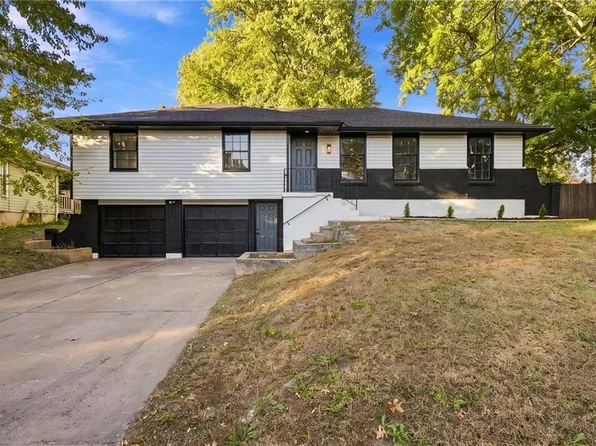 8006 E 163rd Ter, Belton, MO 64012
