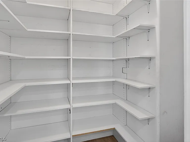 5541 Harborage Dr — Photo 14