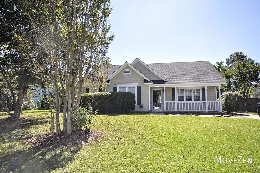 2406 Sapling Cir, Wilmington, NC 28411 MeadowBrook Rental House with Fenced Yard — Photo 2