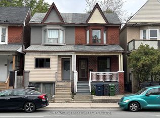 792 Pape Ave #3, Toronto, ON M4K 3S7