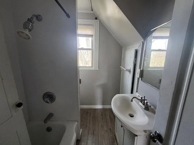 13 Harrison St — Photo 15